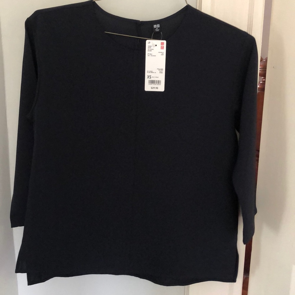 Uniqlo blouse